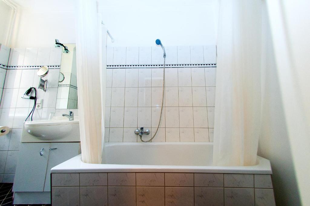 Hotel Elegia Am Kurfuerstendamm Берлин Номер фото