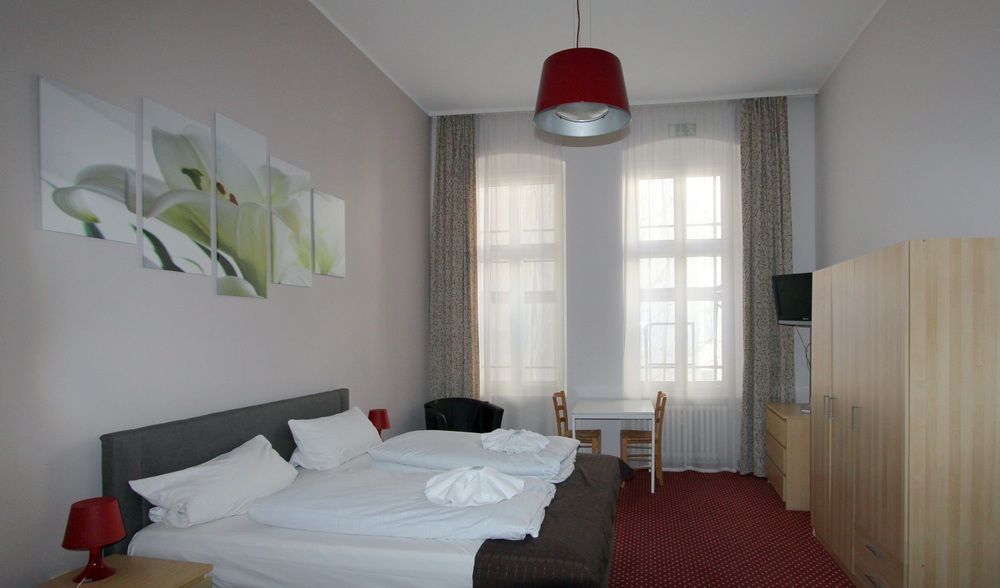 Hotel Elegia Am Kurfuerstendamm Берлин Экстерьер фото